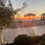 Luxury Apartment, 50M Beach, 2 Bedrooms, 1Living Room, 2 Bathrooms, Self Check-In